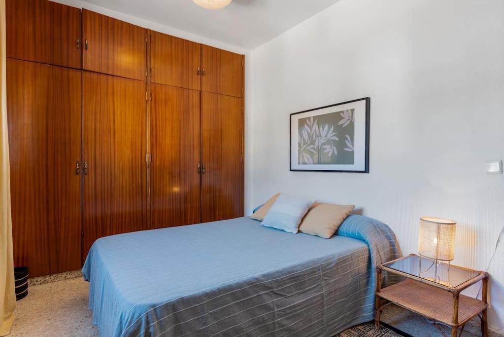 Central Beach Apartment With Free Parking And Pool Μαρμπέλλα Εξωτερικό φωτογραφία