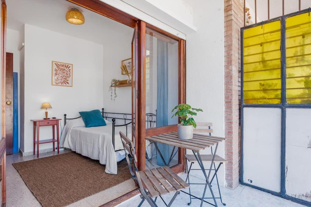 Central Beach Apartment With Free Parking And Pool Μαρμπέλλα Εξωτερικό φωτογραφία